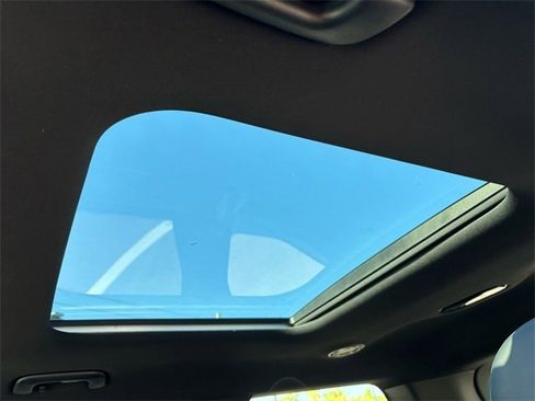 New 2026 Kia EV9 Land w/ Nightfall Edition Package image 10