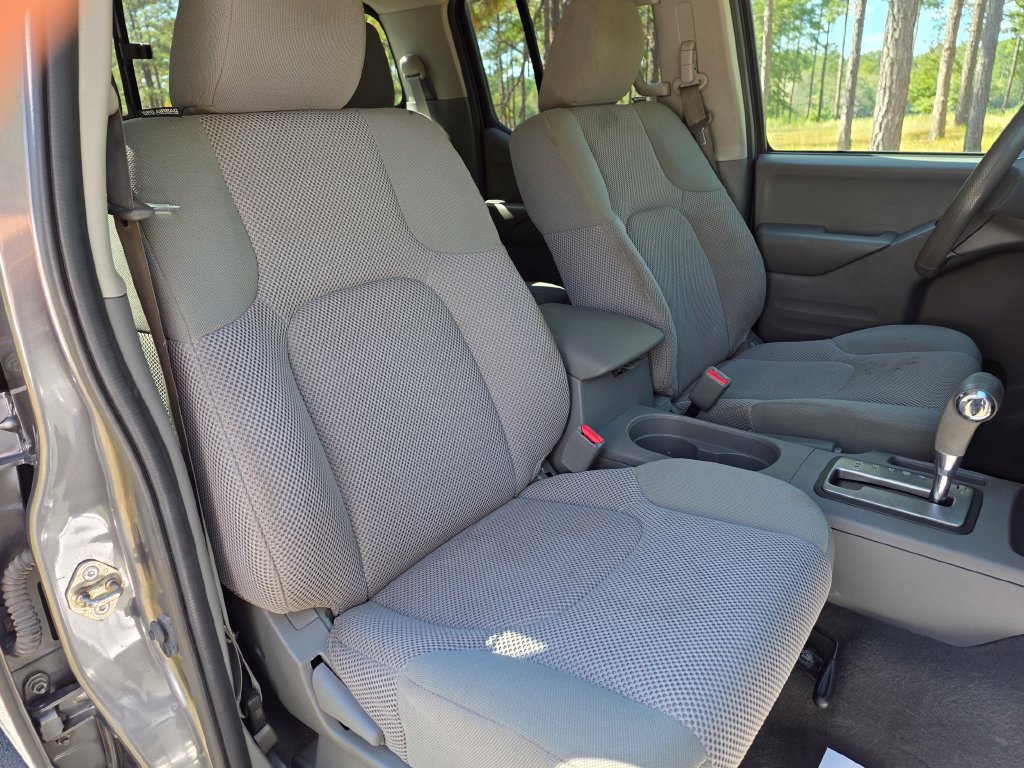 Used 2019 Nissan Frontier SV RWD image 24