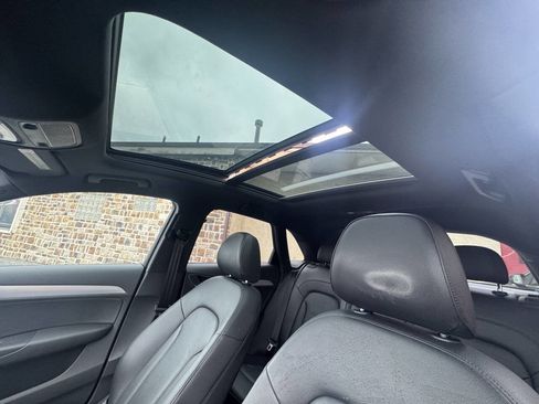 Used 2016 Audi Q3 2.0T Prestige image 27