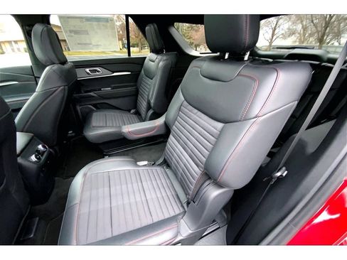 New 2025 Ford Explorer ST-Line image 11