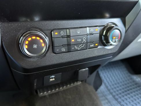 Used 2019 Ford F250 XLT AWD/4WD image 30