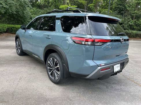 New 2026 Nissan Pathfinder Platinum w/ Cargo Package AWD/4WD image 5