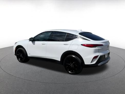 Used 2025 Buick Envista Sport Touring image 10