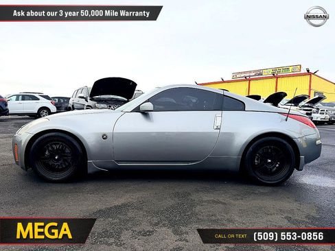 Used 2004 Nissan 350Z Touring w/ Aerodynamics Pkg image 7