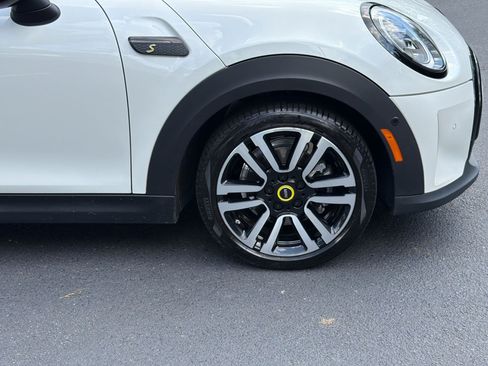 Used 2024 MINI Cooper SE FWD image 12