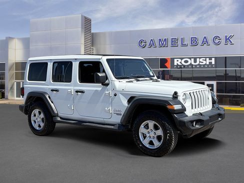 Used 2021 Jeep Wrangler Unlimited Sport w/ Sun And Sound Package AWD/4WD image 8