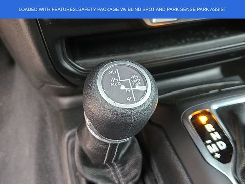 Used 2025 Jeep Wrangler Unlimited Sahara w/ Safety Group AWD/4WD image 22