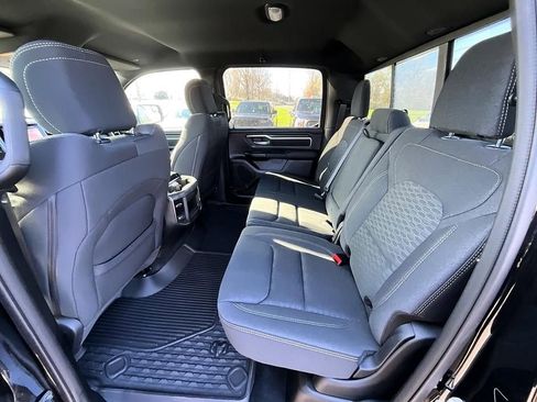 New 2026 RAM 1500 4x4 Crew Cab image 34