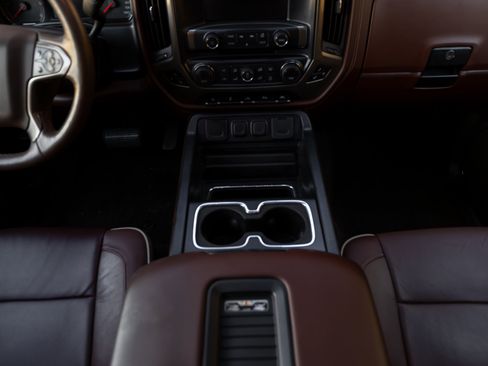 Used 2017 Chevrolet Silverado 1500 High Country image 56