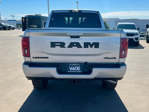 New 2026 RAM 3500 Laramie AWD/4WD image 4