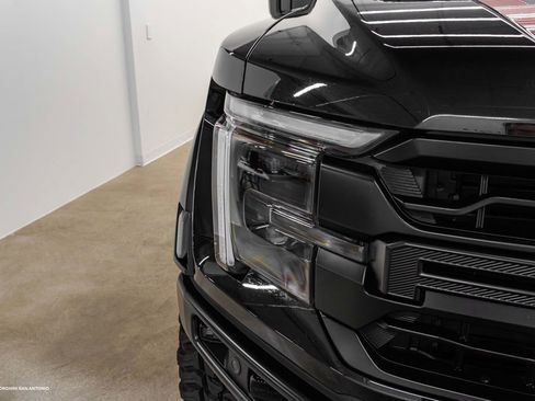 Used 2025 Ford F150 Raptor w/ Equipment Group 803A Raptor R AWD/4WD image 11