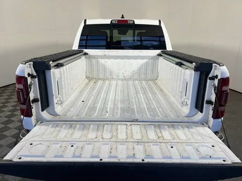Used 2023 RAM 1500 Laramie AWD/4WD image 16