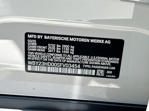 Certified 2025 BMW i4 eDrive40 w/ Parking Assistance Package RWD image 28