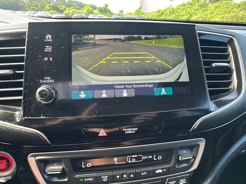 Used 2022 Honda Pilot Black Edition image 30