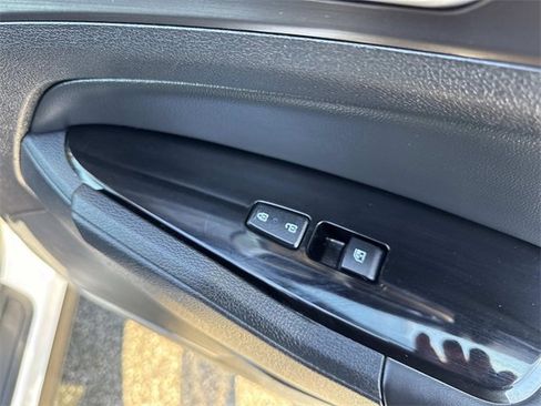 Certified 2024 Kia Sportage EX image 14