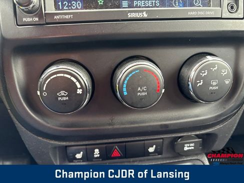 Used 2012 Jeep Compass Latitude AWD/4WD image 23