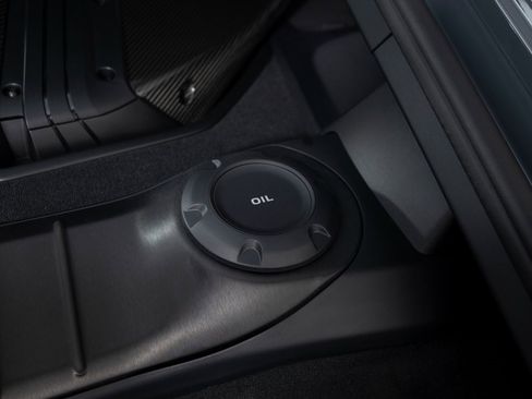 Certified 2024 Porsche 718 Cayman GT4 RS image 31