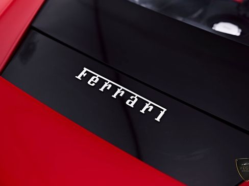 Used 2022 Ferrari F8 Tributo RWD image 28