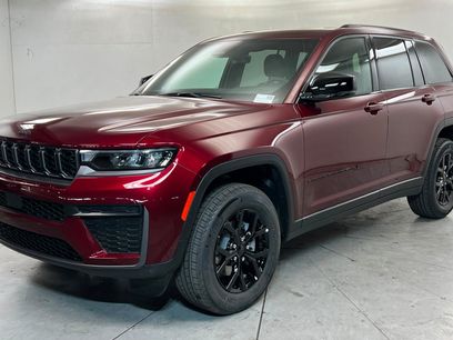 New 2026 Jeep Grand Cherokee Altitude