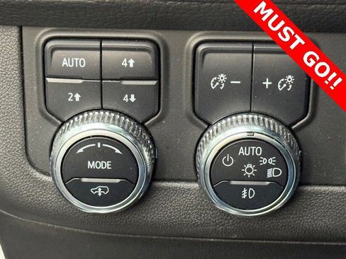 Used 2022 GMC Yukon Denali w/ Advanced Technology Package image 43