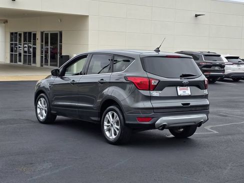 Used 2019 Ford Escape SE FWD image 6