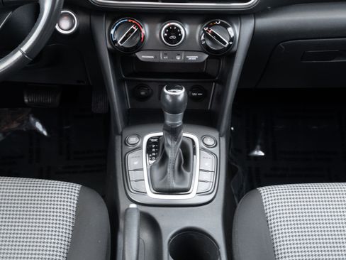 Used 2020 Hyundai Kona SEL image 14