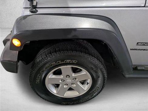 Used 2013 Jeep Wrangler Sport image 23