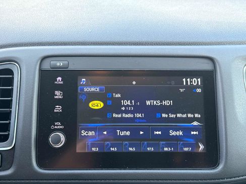 Used 2022 Honda HR-V EX image 21