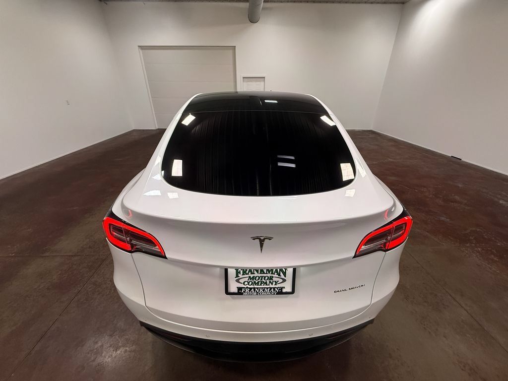 Used 2021 Tesla Model Y Long Range AWD/4WD image 41