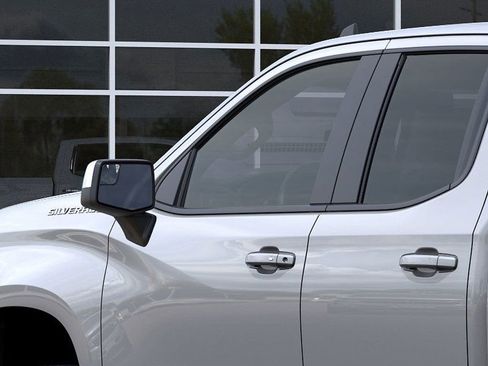 New 2026 Chevrolet Silverado 1500 LT image 12