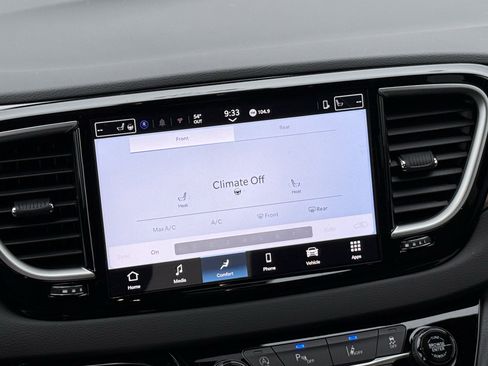 New 2026 Chrysler Voyager LX image 13