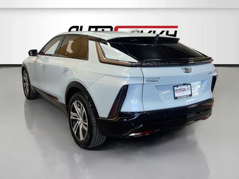 Used 2025 Cadillac Lyriq Sport AWD/4WD image 5