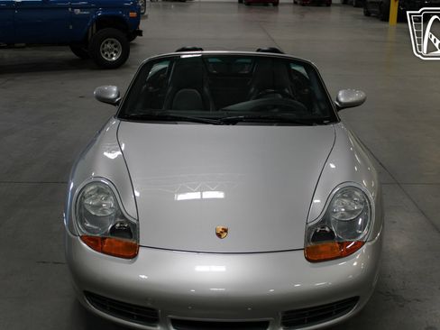 Used 2001 Porsche Boxster S RWD image 2
