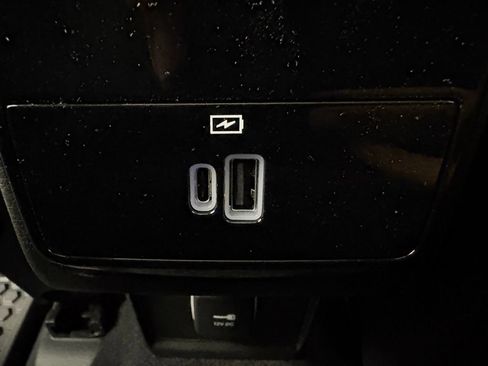 New 2026 Jeep Compass Latitude w/ Sun and Sound Group AWD/4WD image 40