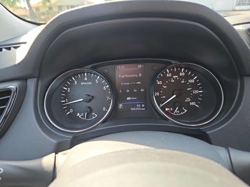 Used 2019 Nissan Rogue S w/ Special Edition Package image 14