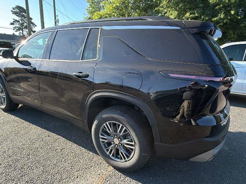 New 2026 Chevrolet Traverse LT FWD image 7