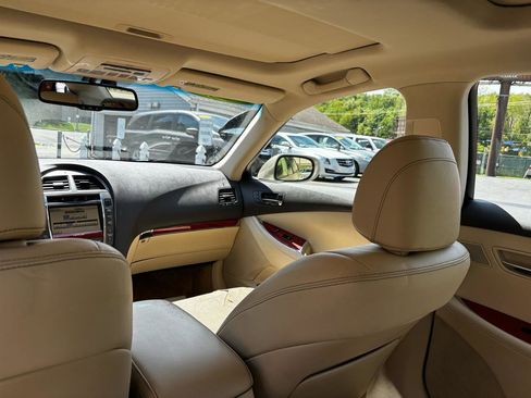 Used 2011 Lexus ES 350 FWD image 22