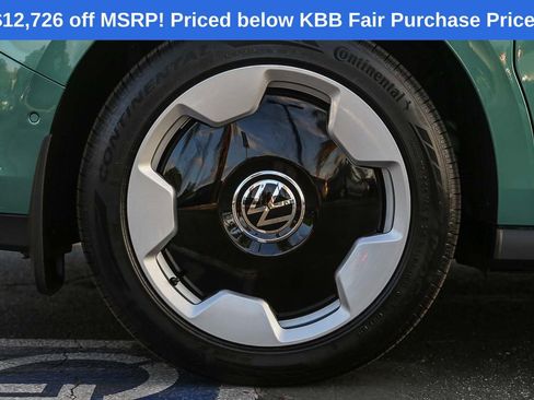 New 2025 Volkswagen ID. Buzz Pro S Plus image 14