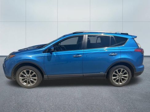 Used 2017 Toyota RAV4 Limited w/ Advanced Technology Package AWD/4WD image 2