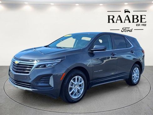 Used 2022 Chevrolet Equinox LT image 3