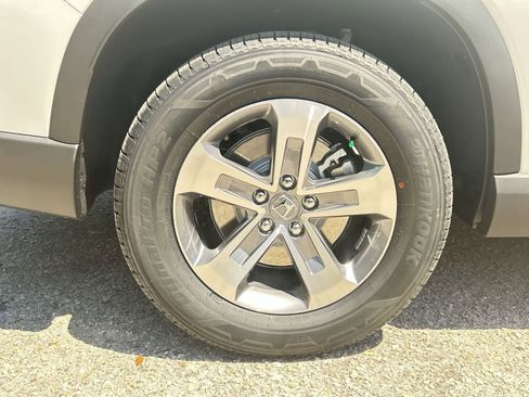 New 2026 Honda Pilot EX-L image 5