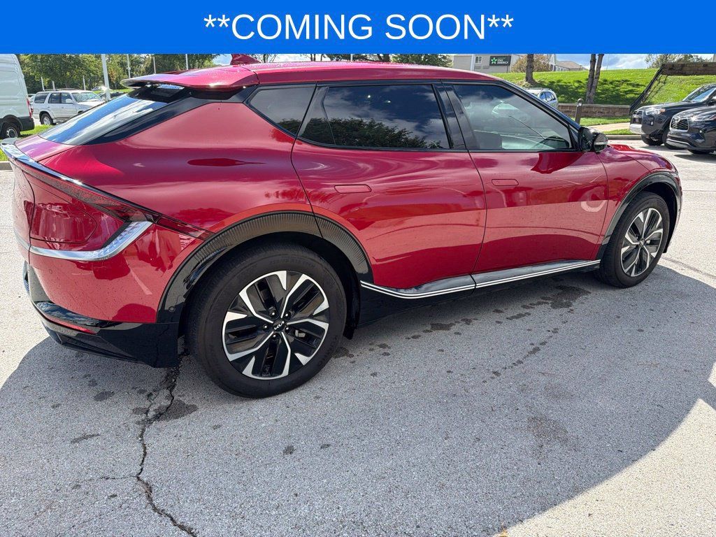 Used 2024 Kia EV6 Wind w/ Wind Technology Package AWD/4WD image 6