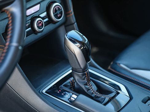 Used 2019 Subaru Crosstrek 2.0i Limited w/ Moonroof Package w/Navigation image 20