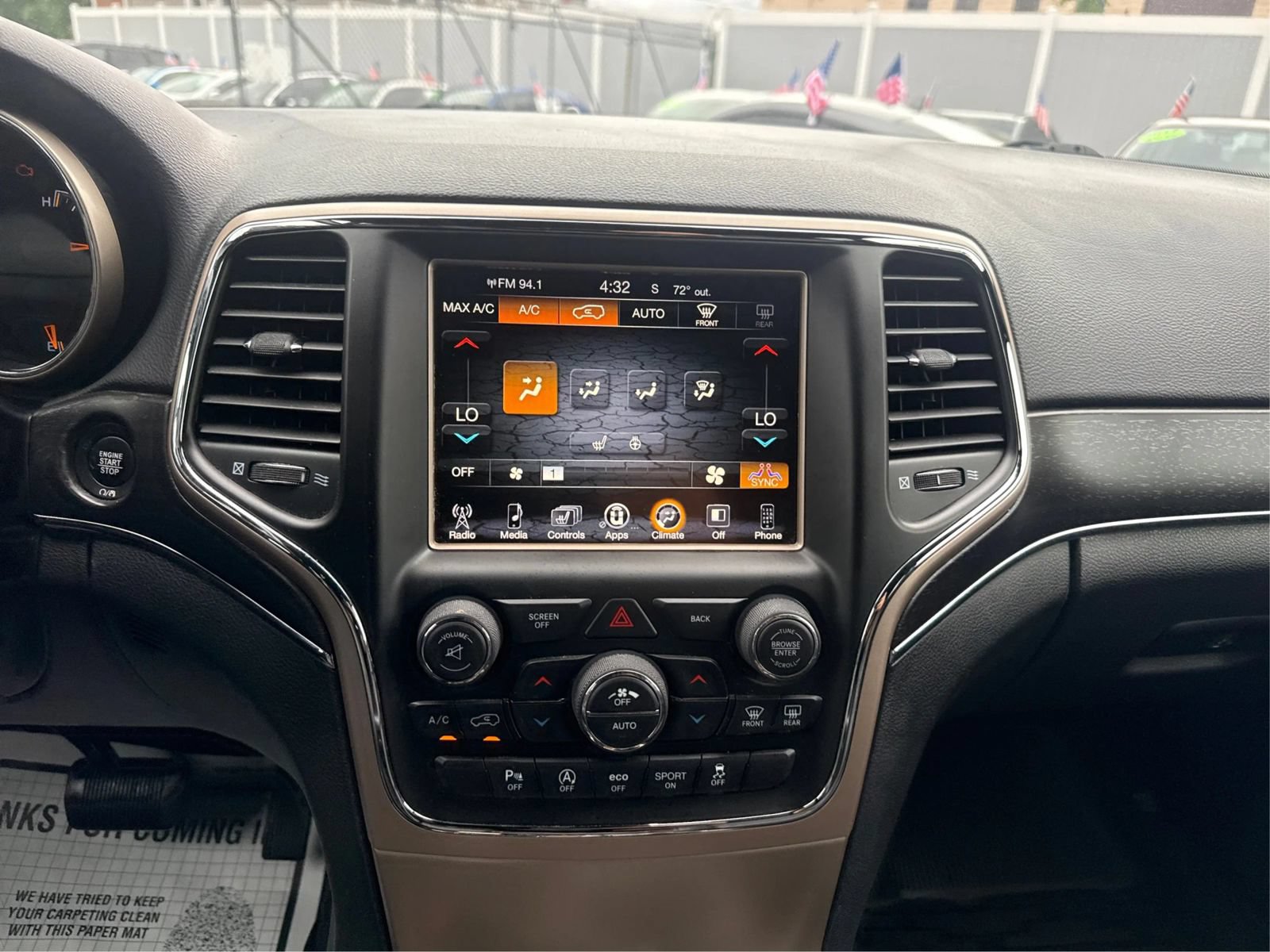 Used 2017 Jeep Grand Cherokee Limited AWD/4WD image 14