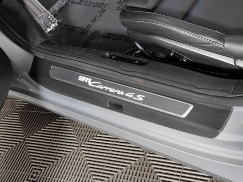 Certified 2020 Porsche 911 Carrera 4S AWD/4WD image 28