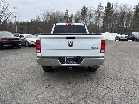 Used 2018 RAM 1500 ST w/ SXT Appearance Group AWD/4WD image 4