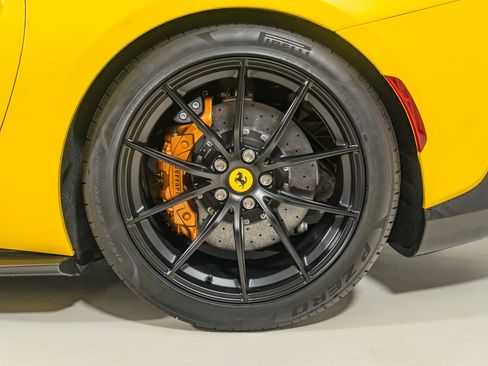Used 2022 Ferrari 812 GTS RWD image 23