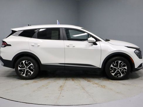 Used 2023 Kia Sportage EX image 6