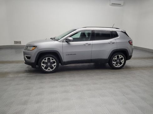 Used 2019 Jeep Compass Limited FWD image 2