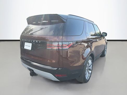 New 2026 Land Rover Discovery Limited Edition image 5
